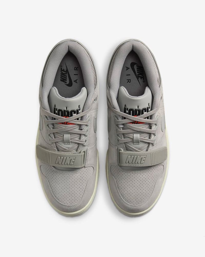 Кроссовки Nike