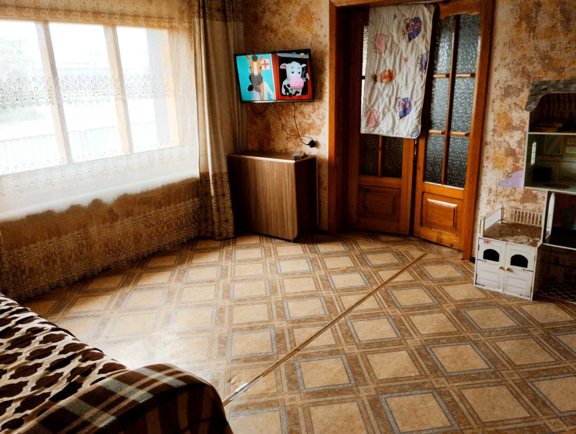 Продам дом с времянкой! участок 6 соток