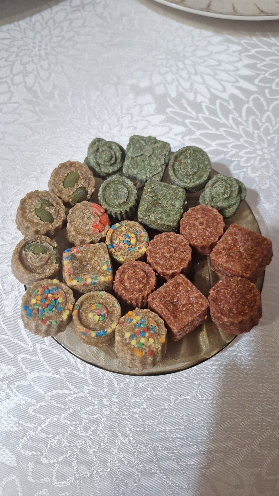 Продам. На заказ