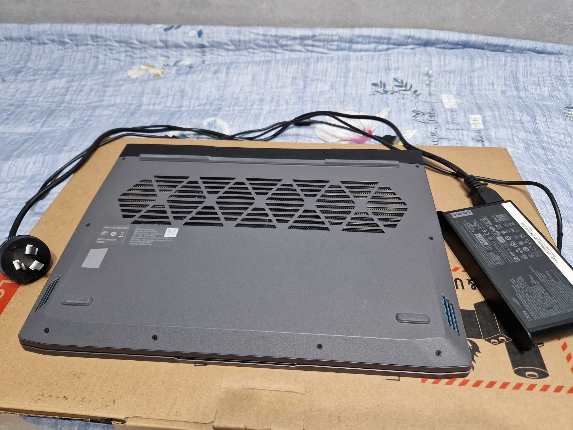 Игровой ноут Lenovo Legion G5000 Ryzen 7 7840H,RTX 4060 , 16Gb,SSD 1TB