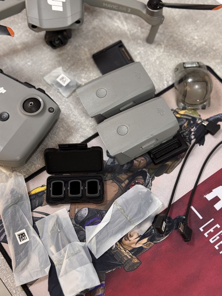 Дрон DJI Mavic Air 2 Fly More Combo серый