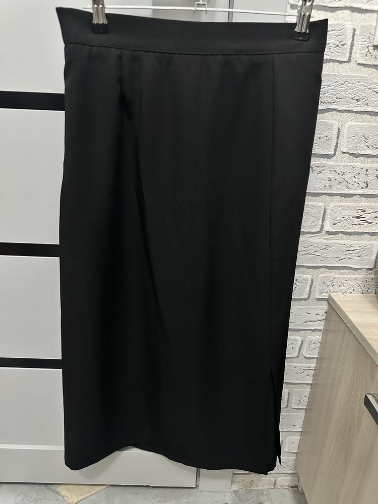 продам черную юбку