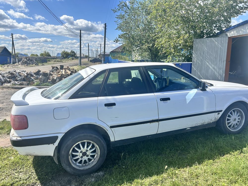 Продам AUDI 80 B4