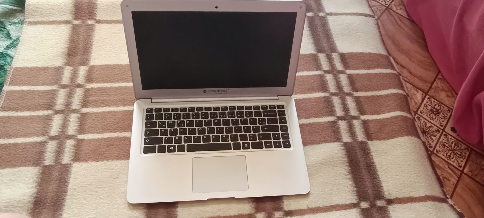Продам ноутбук "SmartBook"