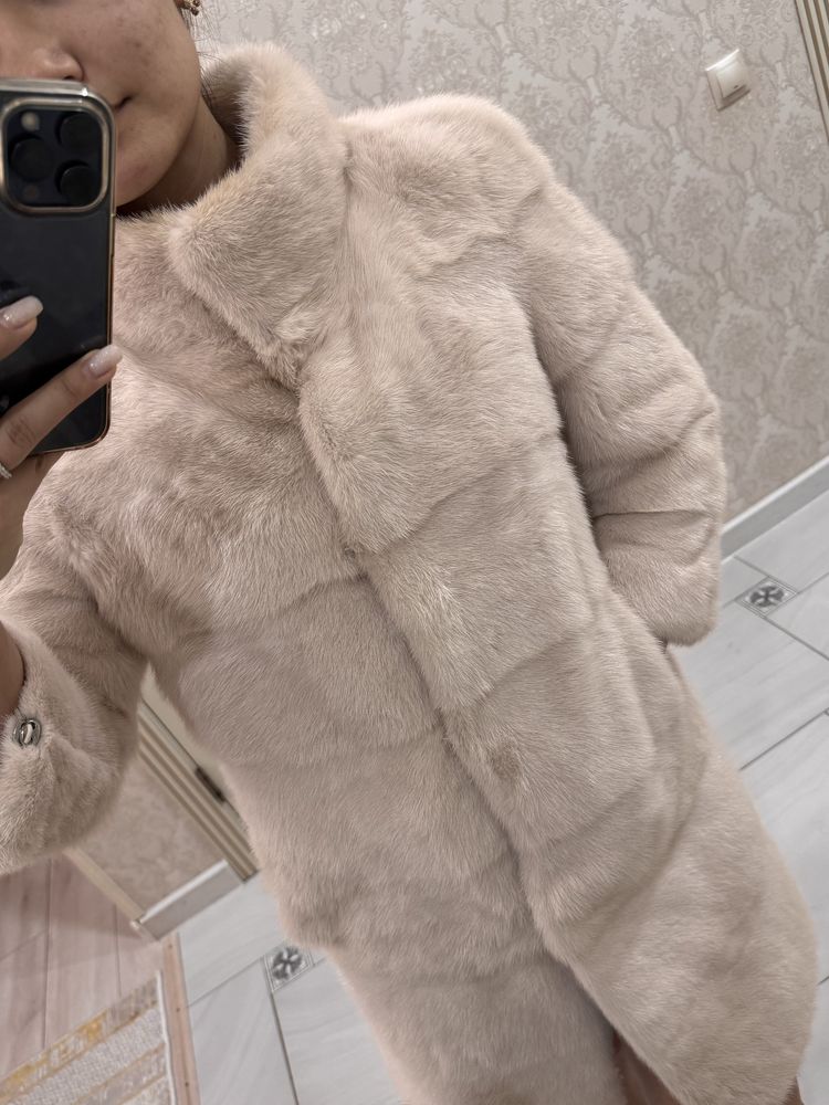 Продам Шубу норковую