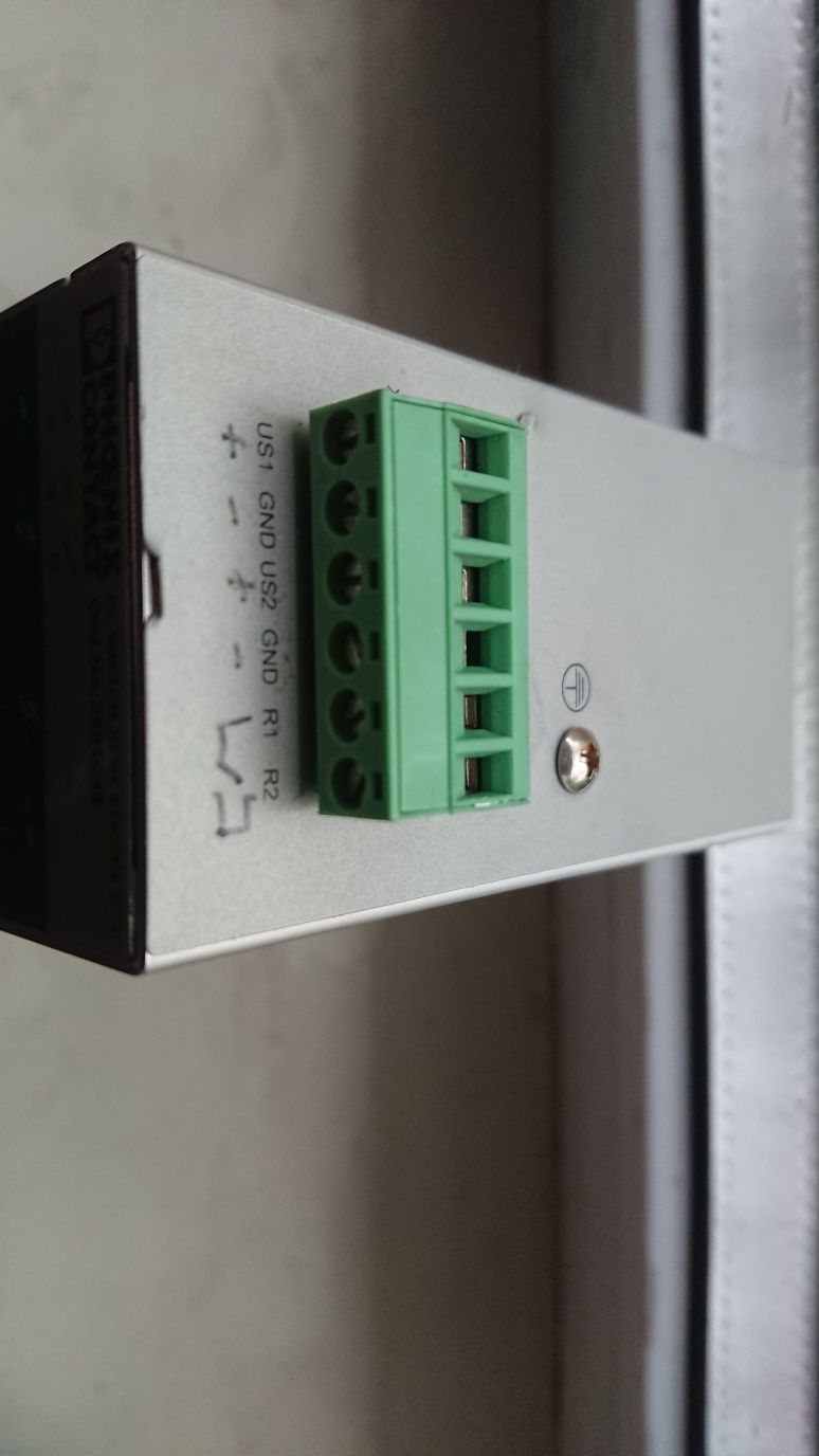 Продам промышленный коммутатор Phoenix Contact FL SWITCH  SFN 6TX/2FX