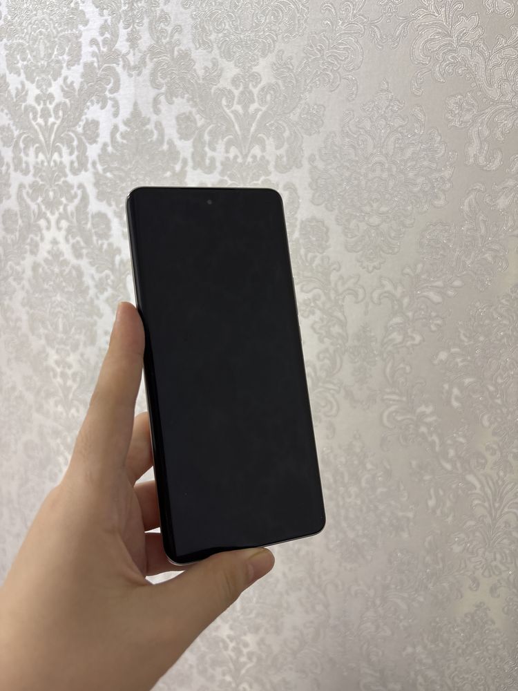 Продается смартфон Honor x9b