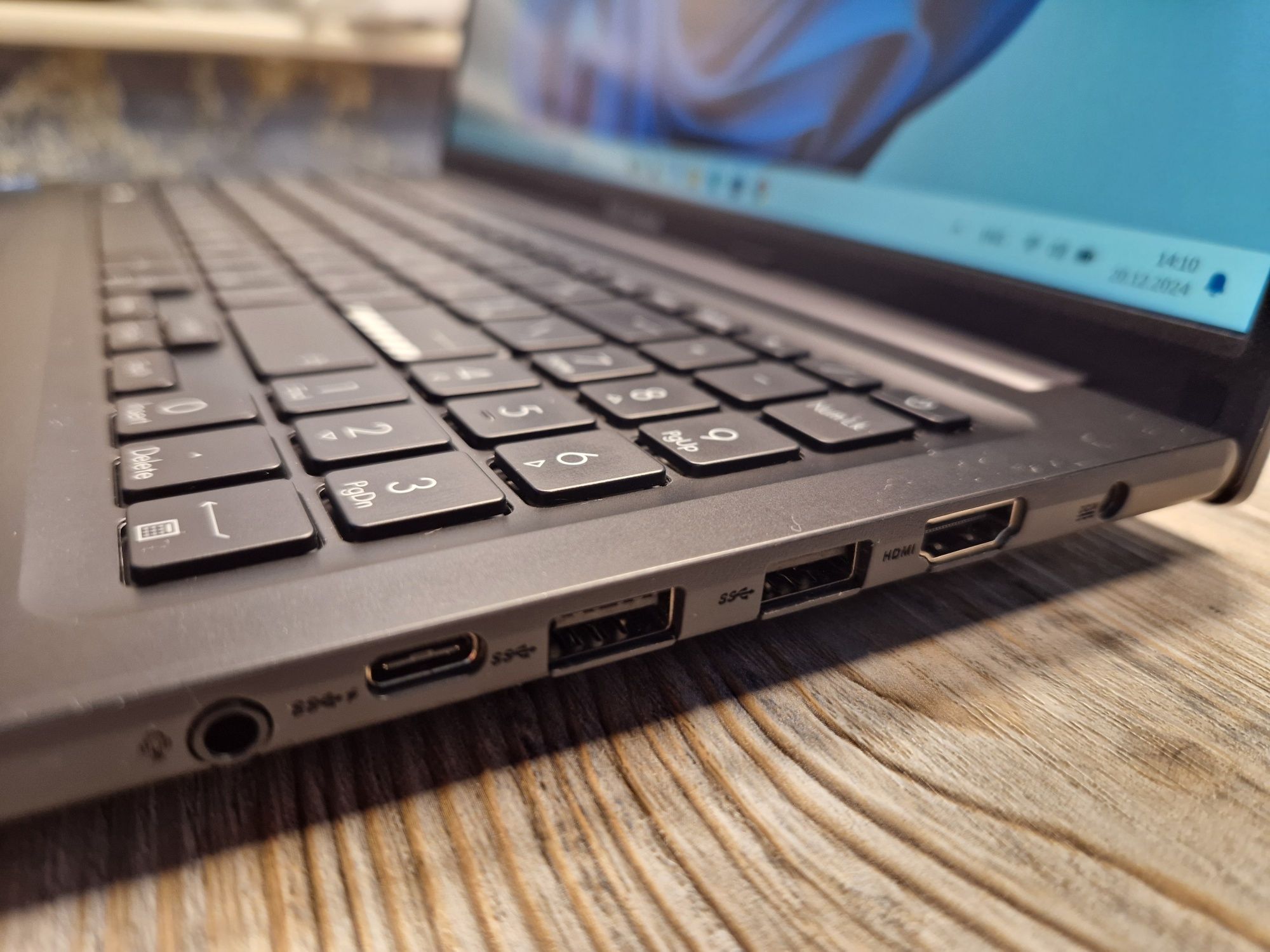 Мощный Ноутбук премиум класса Asus