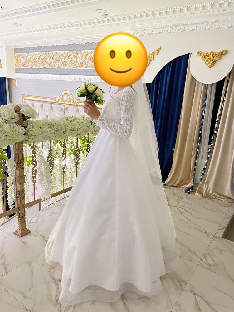 Свадебное платье