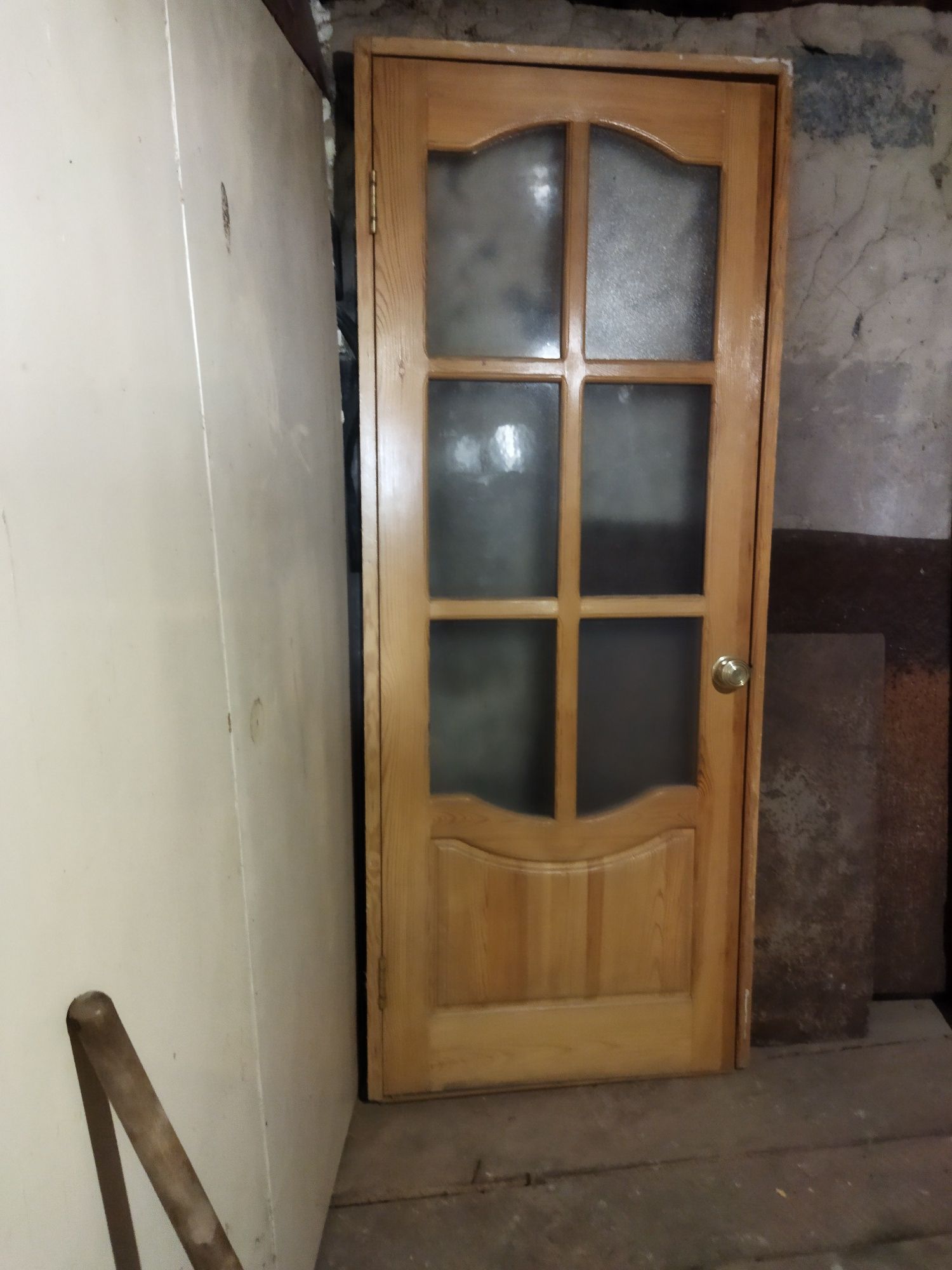 Продам дверь межкомнатную.