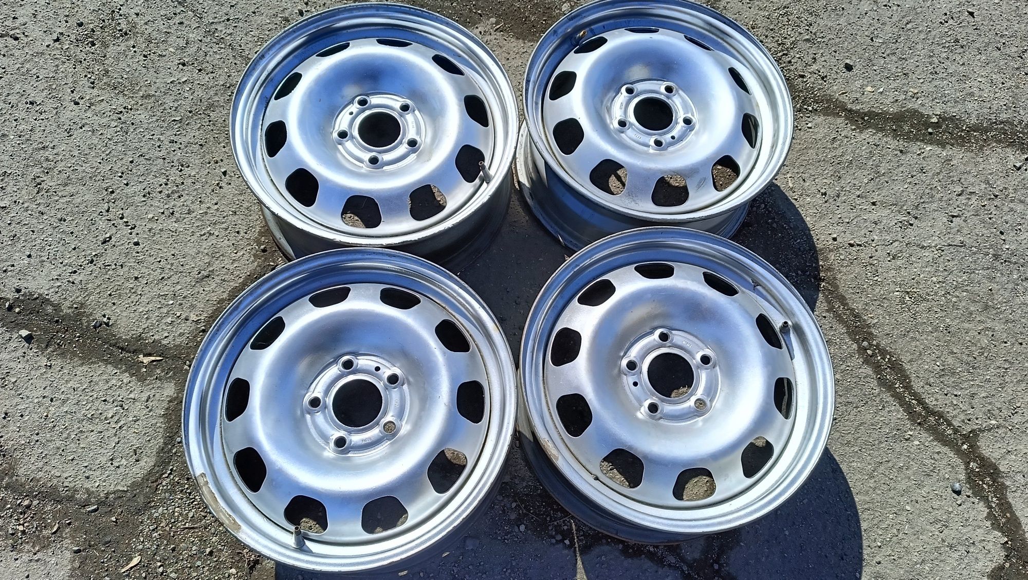 Продам диски R16, для КИА церато 4