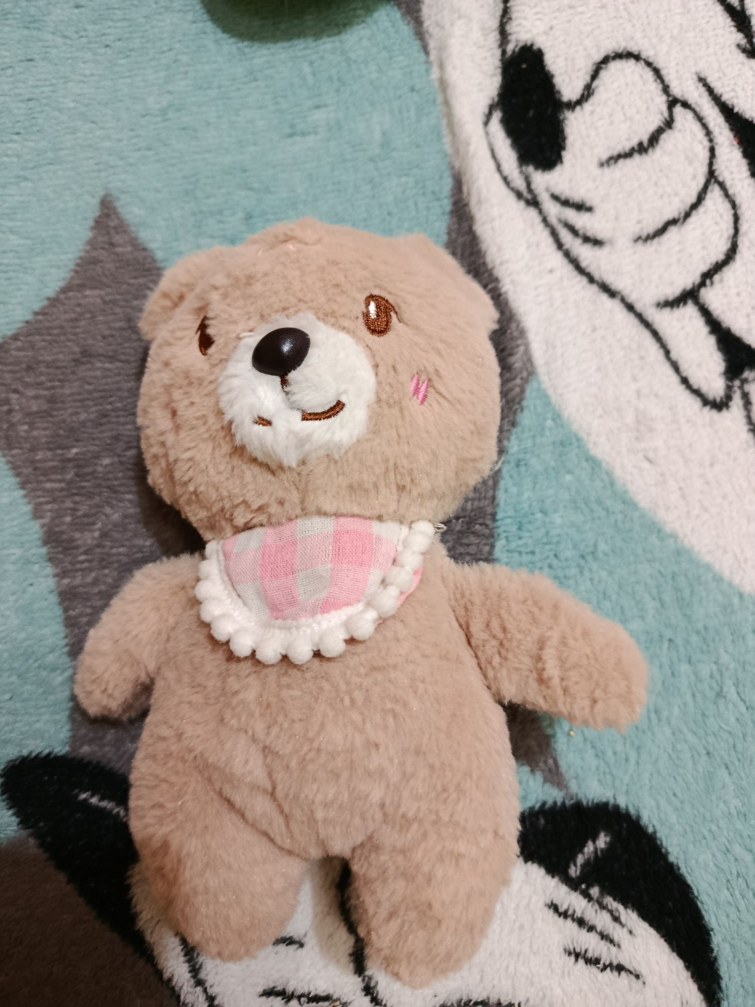 Мягкие игрушки. Из игрушечного автомата