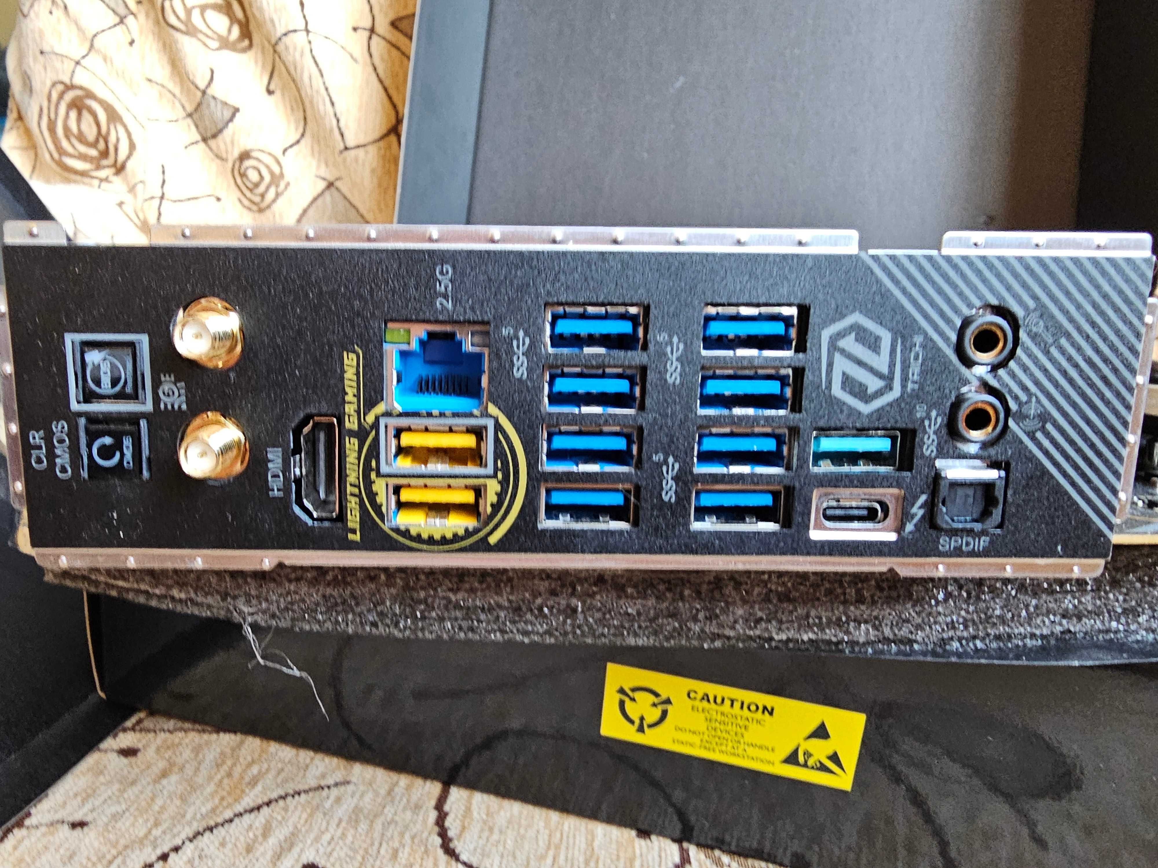 материнская плата ASRock B650E Taichi Lite E-ATX, AM5 б/у на гарантии
