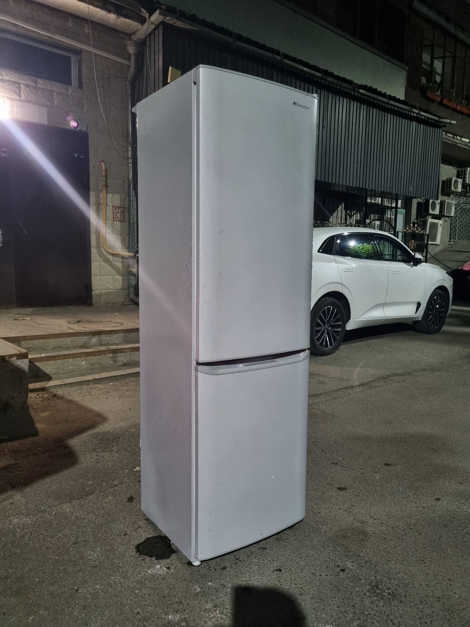 Холодильник Electrolux