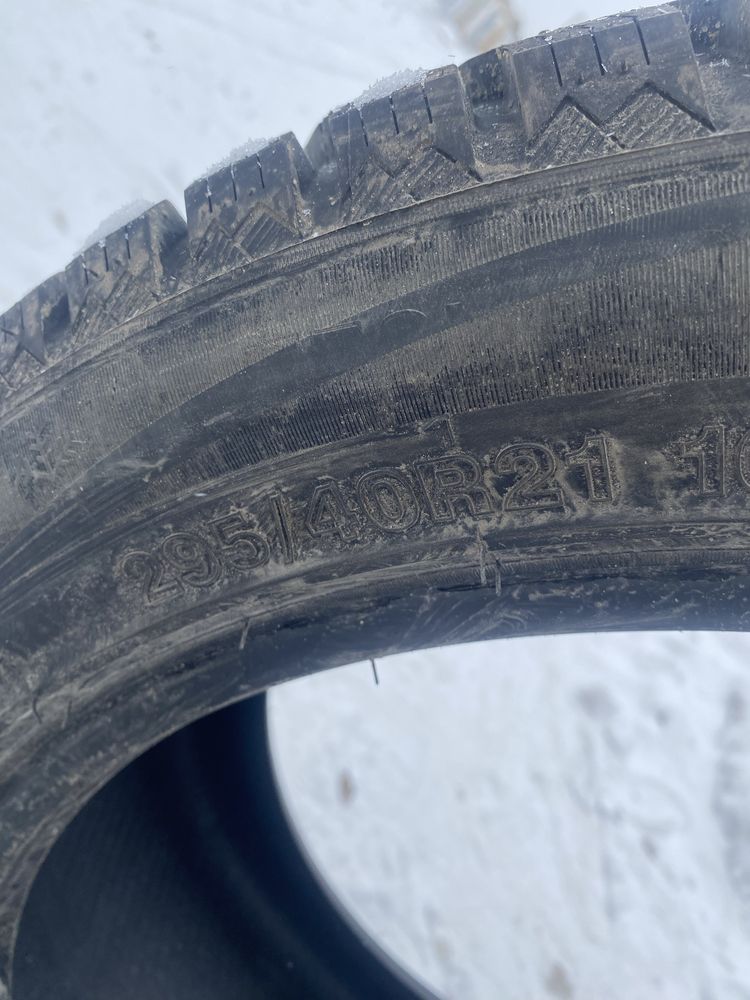2 баллона авторезины Grenlander ice, все шипы на месте
