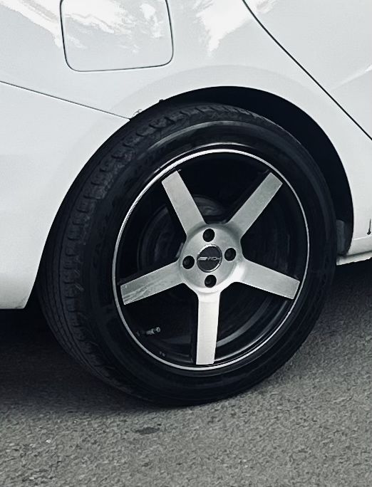 Диски Vossen в отличном состоянии