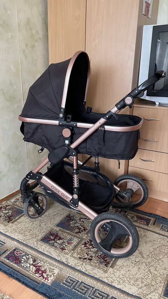 Продам детскую коляску