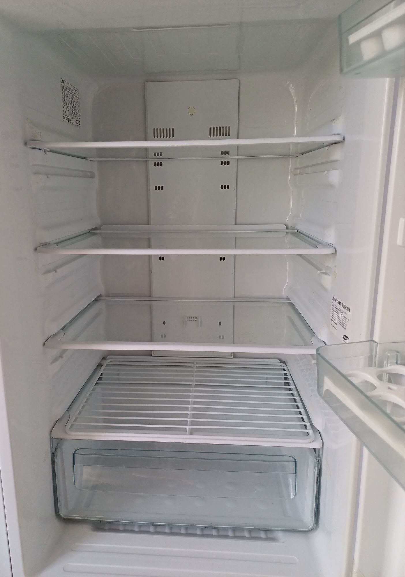 Продам холодильник SAMSUNG  NO FROST