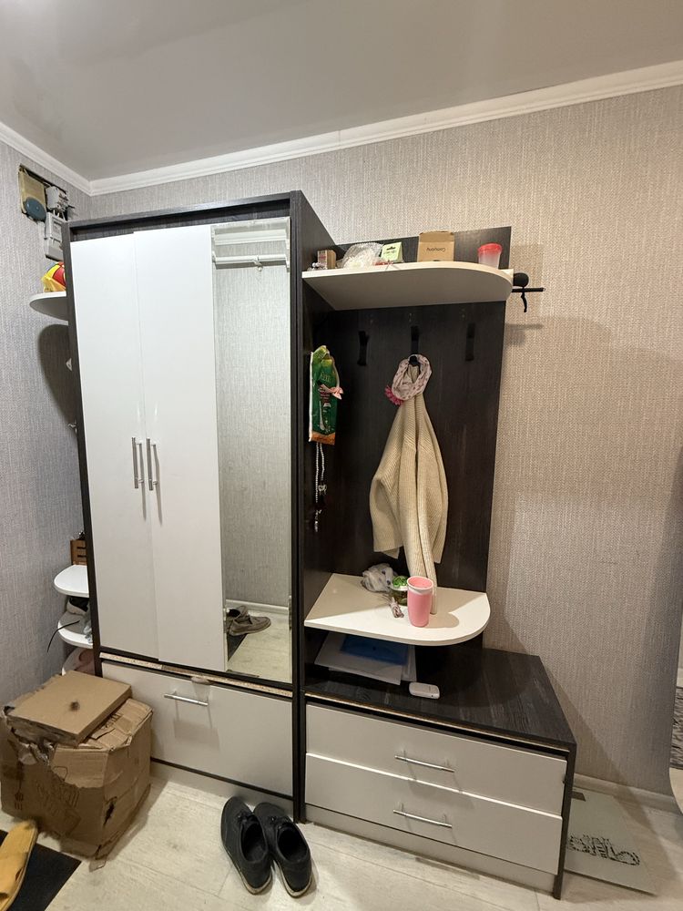 Продается прихожая