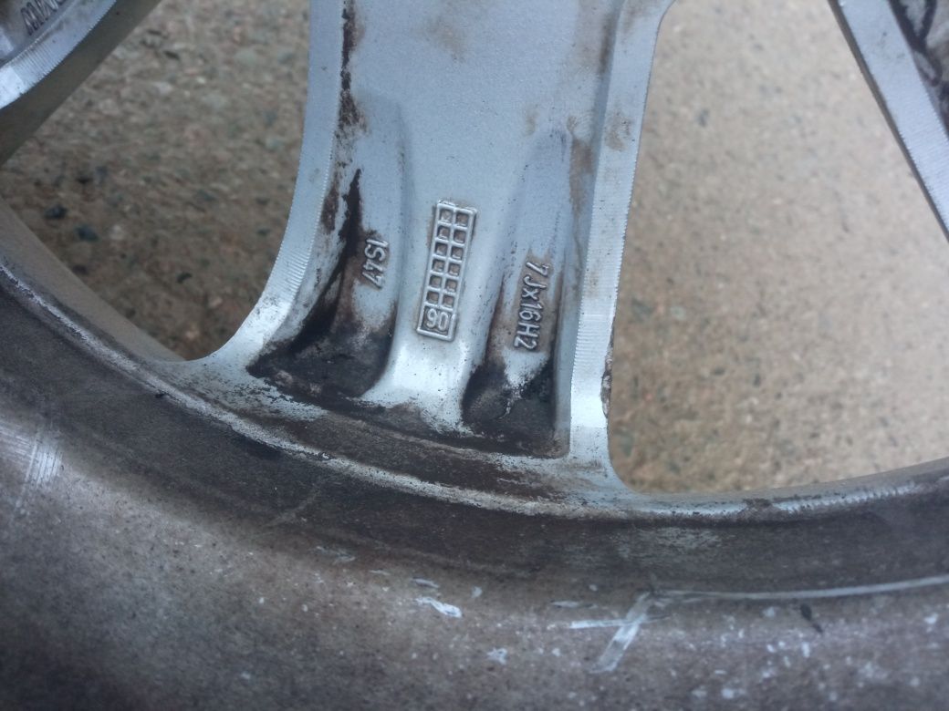 Продам диск БМВ r16