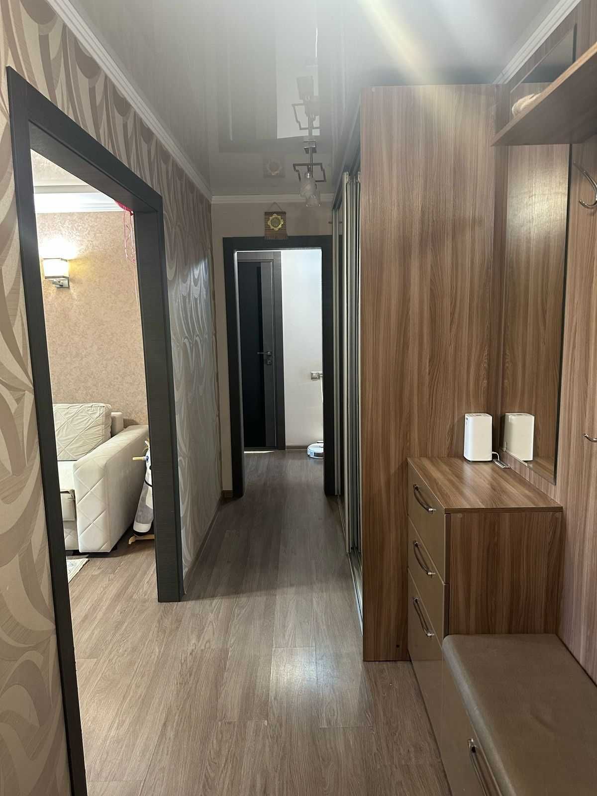 Продам 3шку в 8 микрорайоне