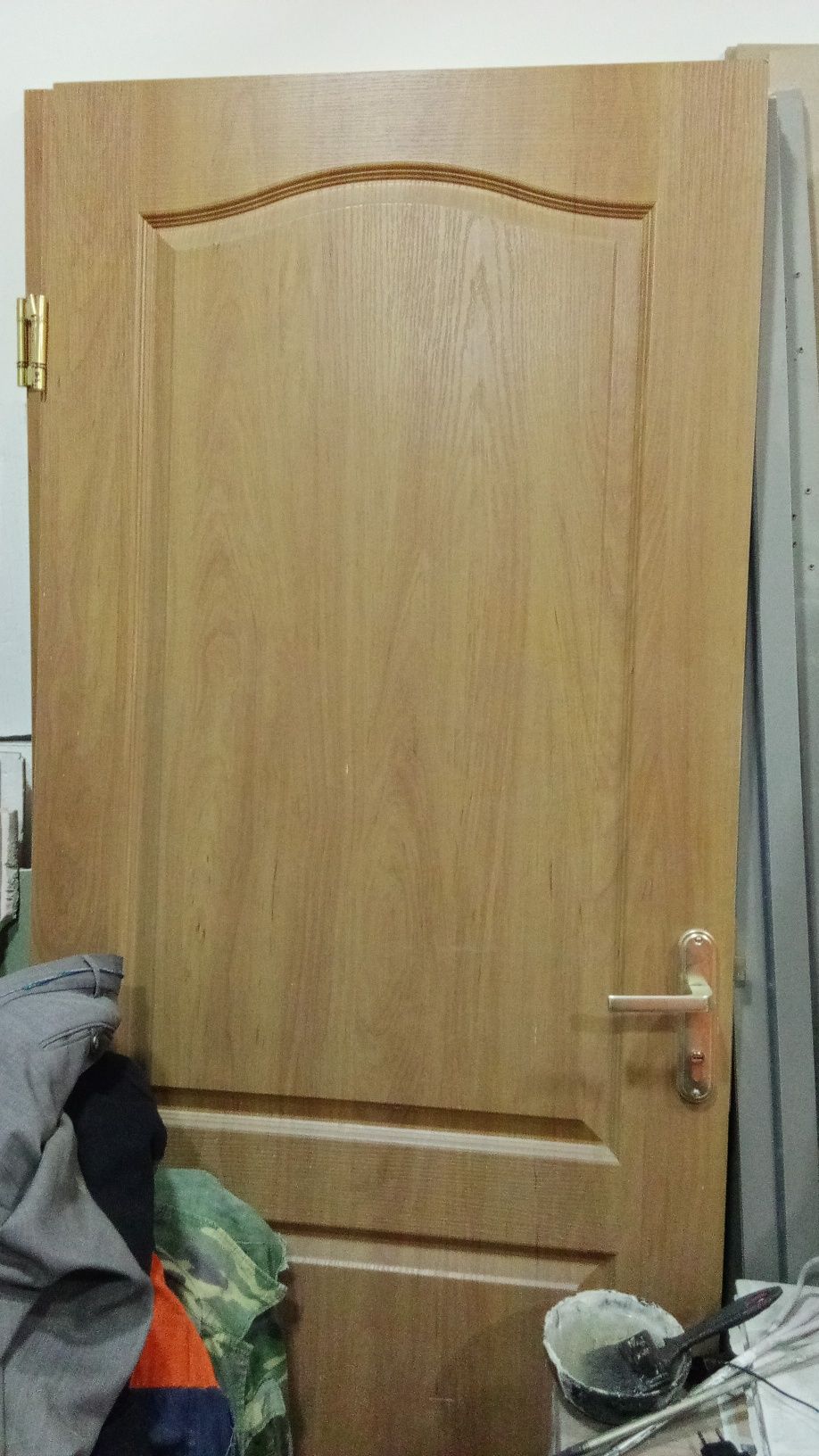 Продаем двери бу
