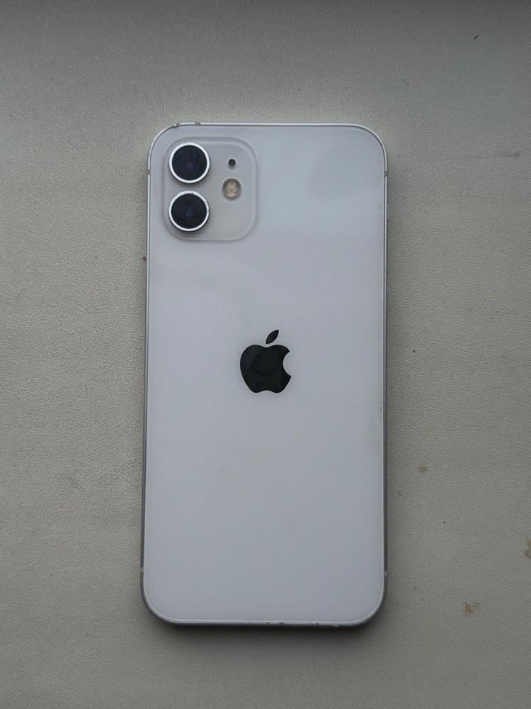 Продам iphone 12 в идеальном состояние