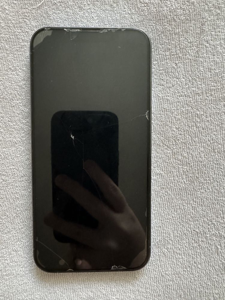 Продам iphone 13 pro