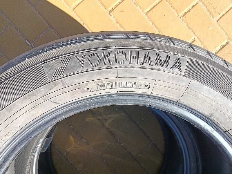 Шины 215/60 R17 - "Yokohama BluEarth RV-01" (Япония), летние.