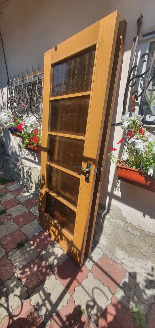 Межкомнатная дверь