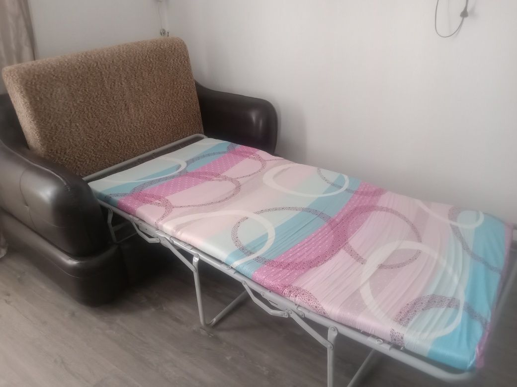 Продам диван и кресло