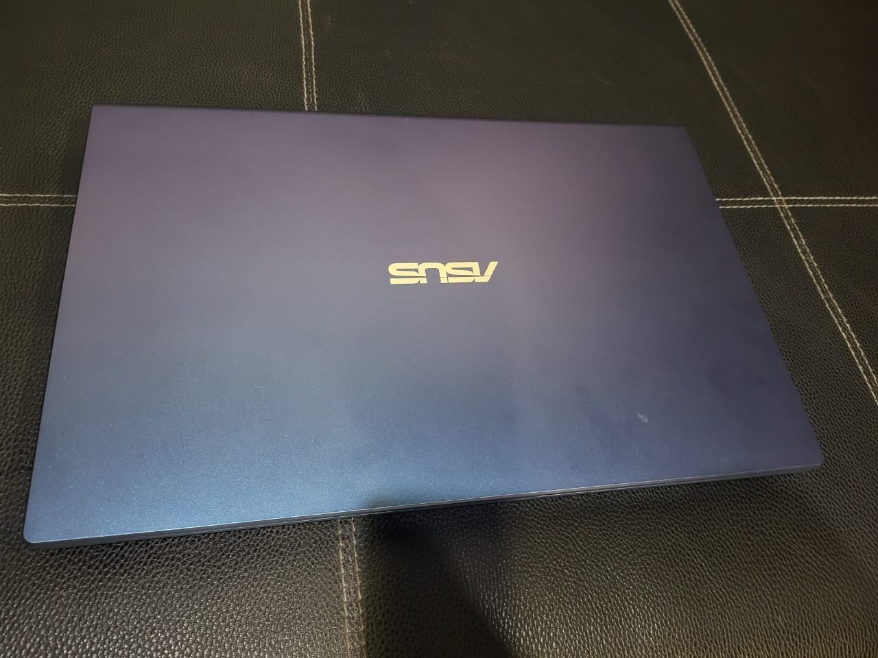 Продам современный офисный ноутбук Asus