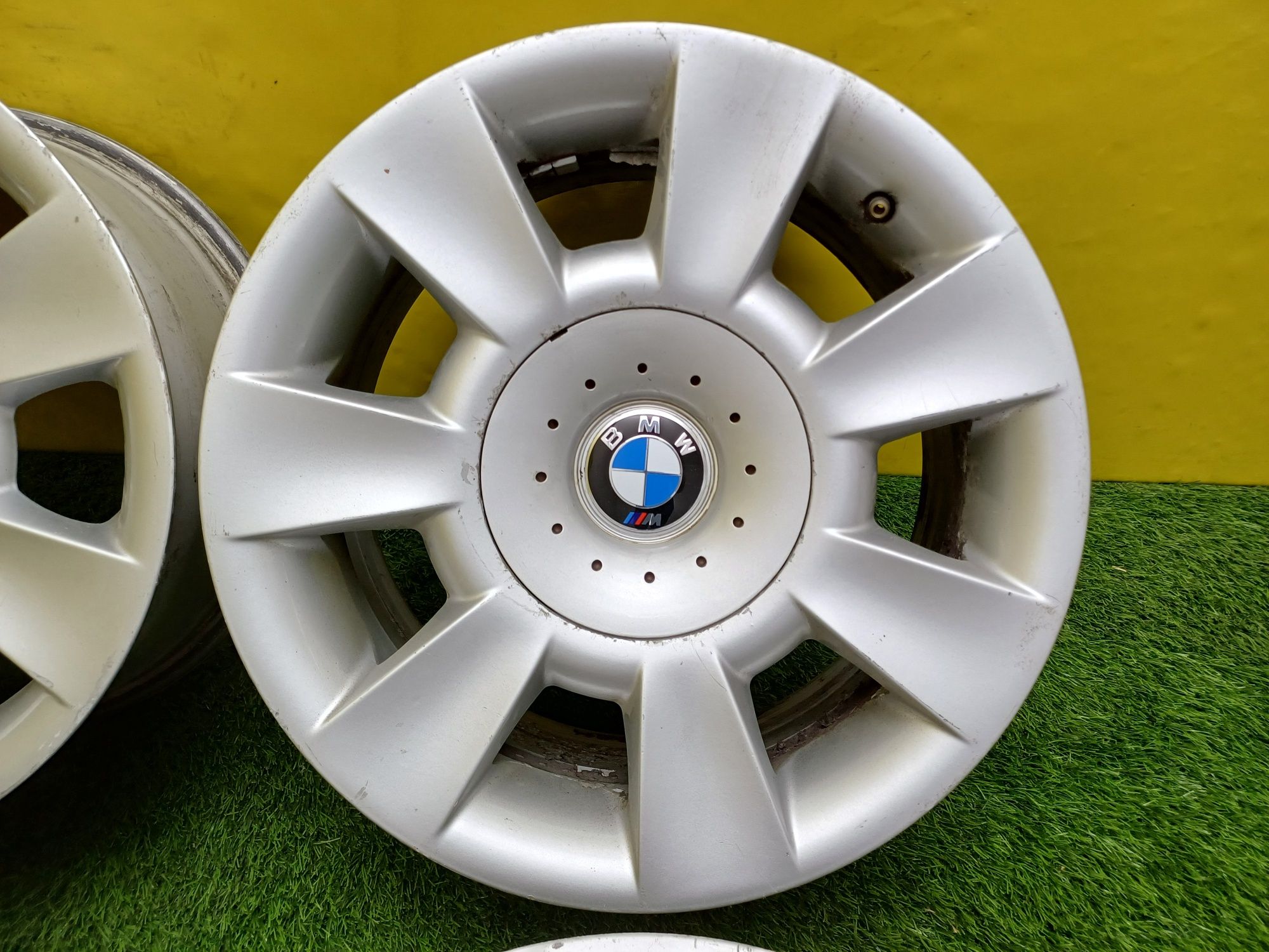 Диски R15 5x120 (Стиль 83) на BMW