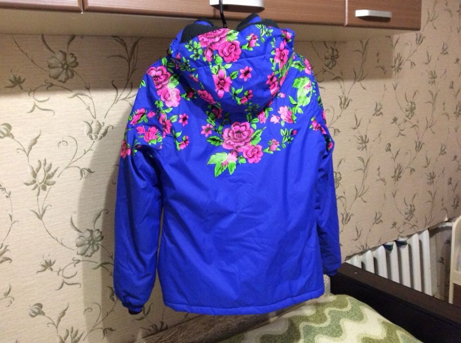 Продам зимний спортивный женский костюм