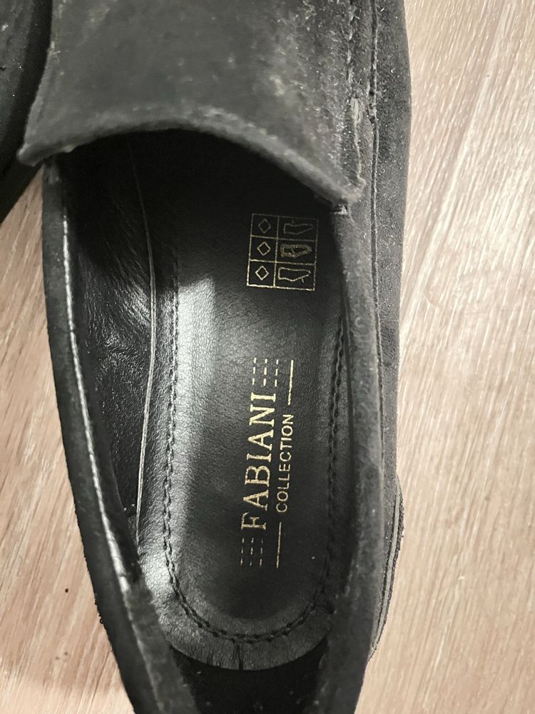 Продам макасины замшевые