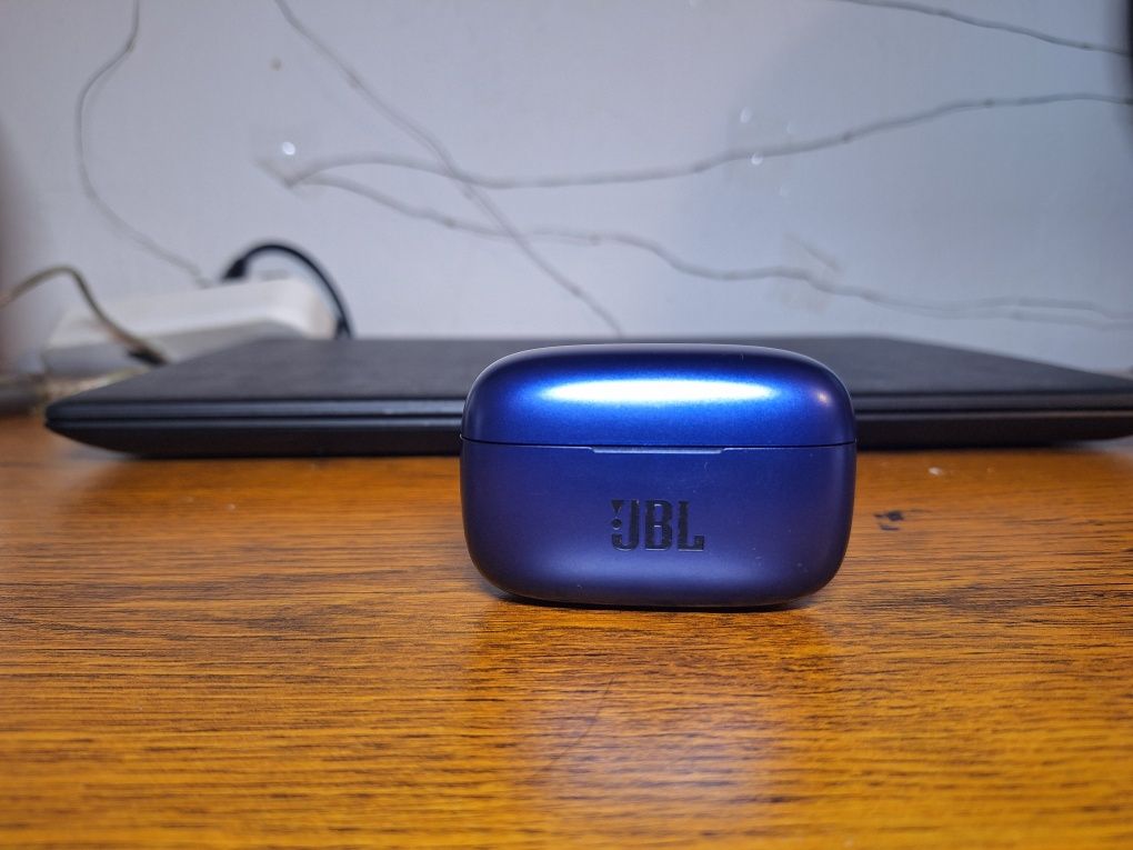 Jbl live 300 tws
