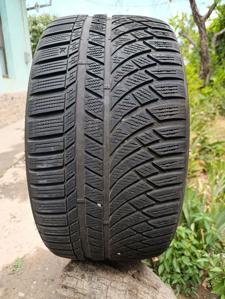 Продам Шины KUMHO 275/35/19 в отличном состоянии . Проездили 1 сезон.