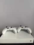 Xbox one s 1 tb. в хорошем состоянии