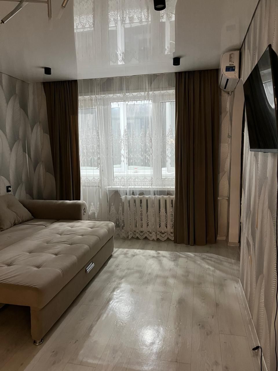 Сдам 1 и 2ух комн кв на  Сутки, По Часам