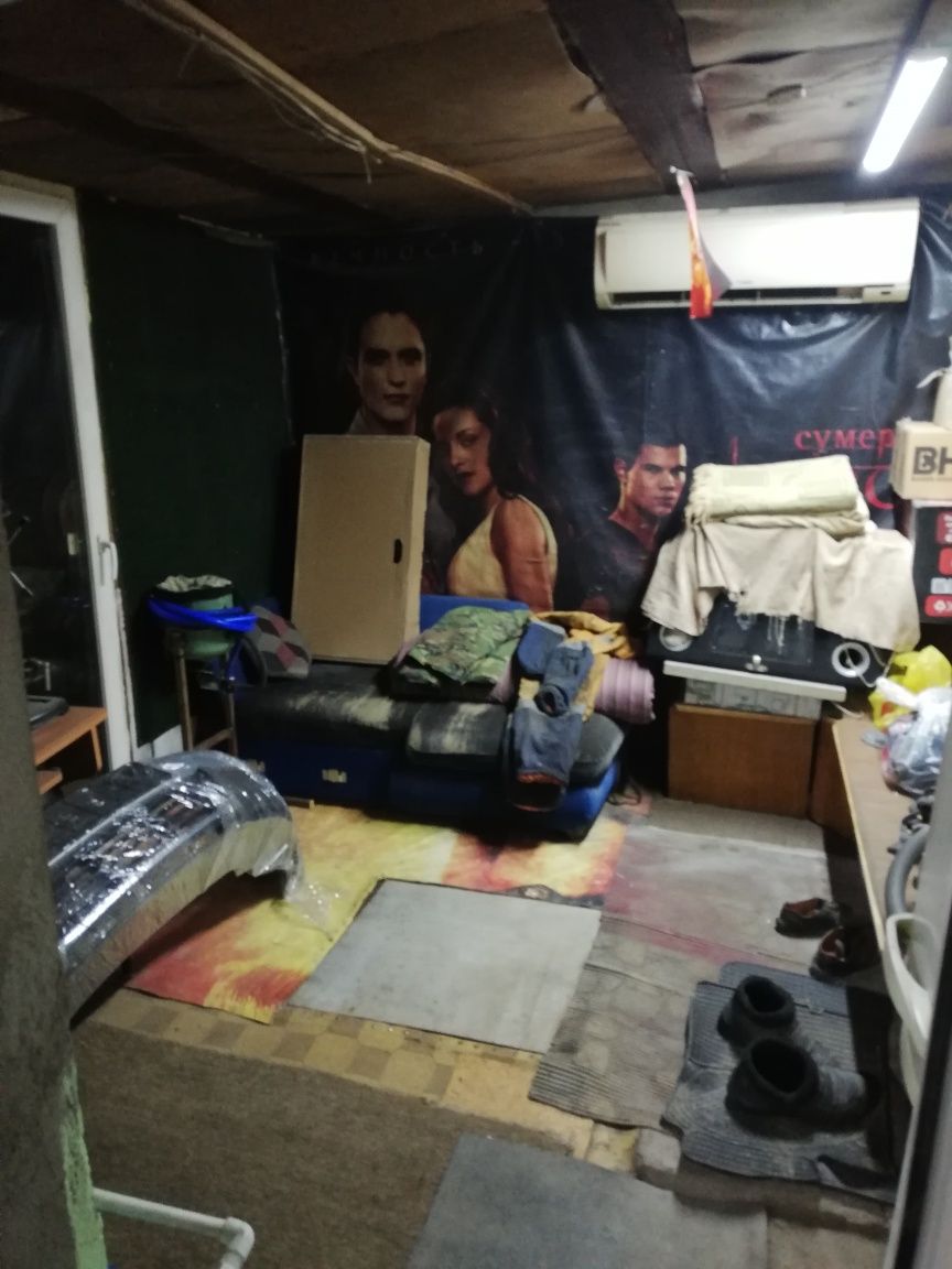 Продам бокс в гаражном кооперативе