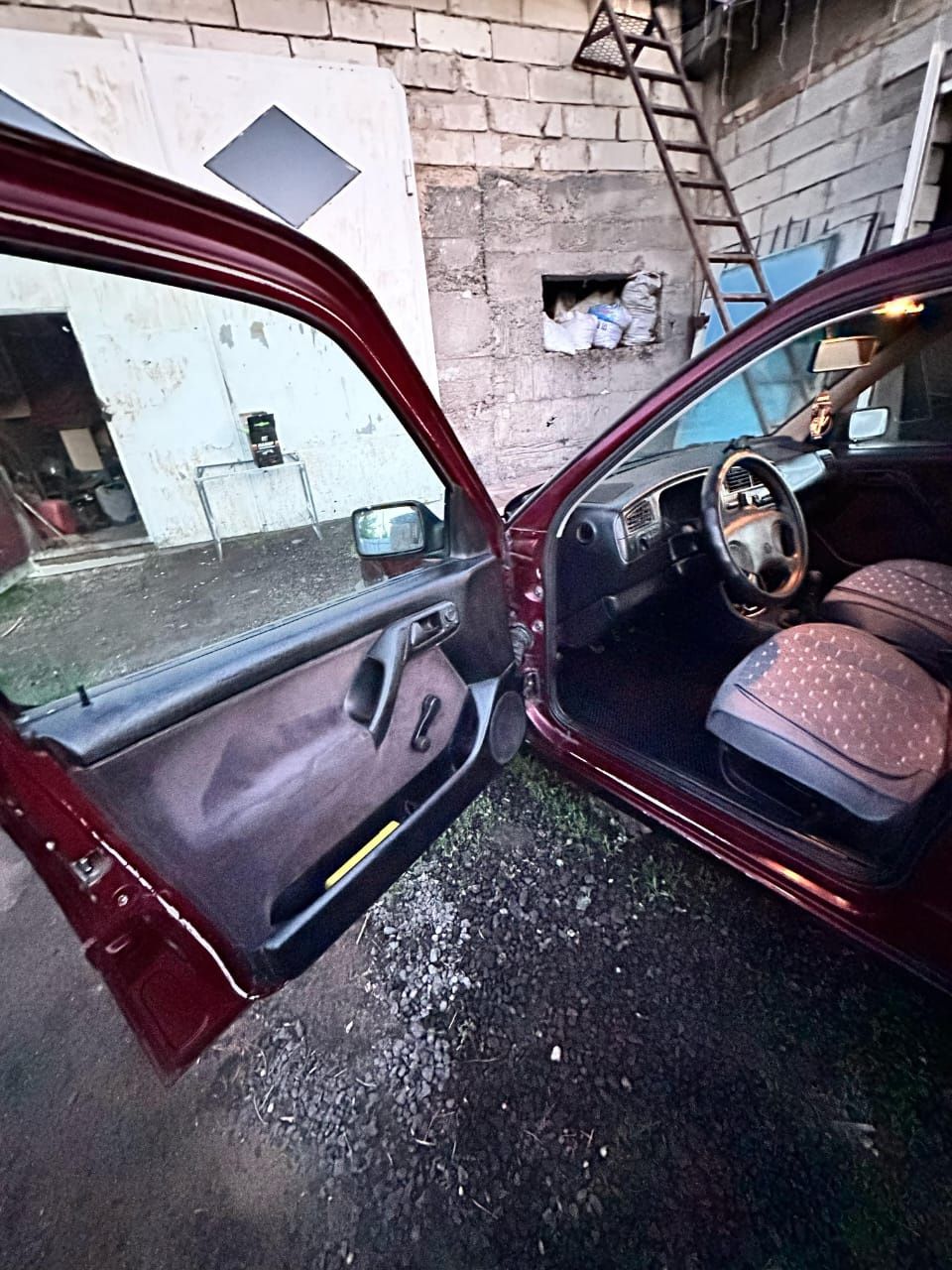 Volkswagen golf пятидверный