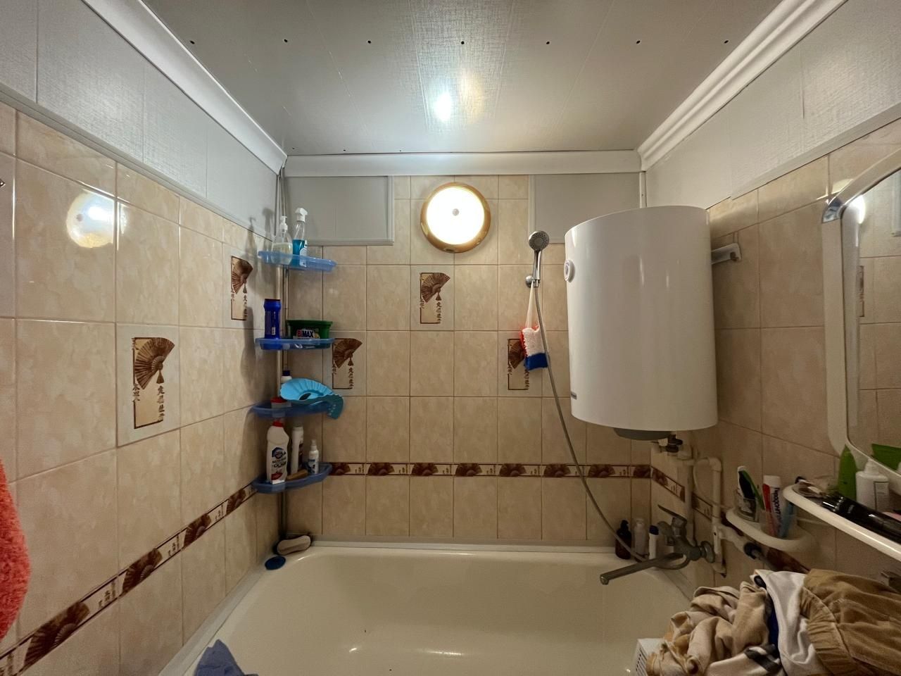 Продается 4ком квартира