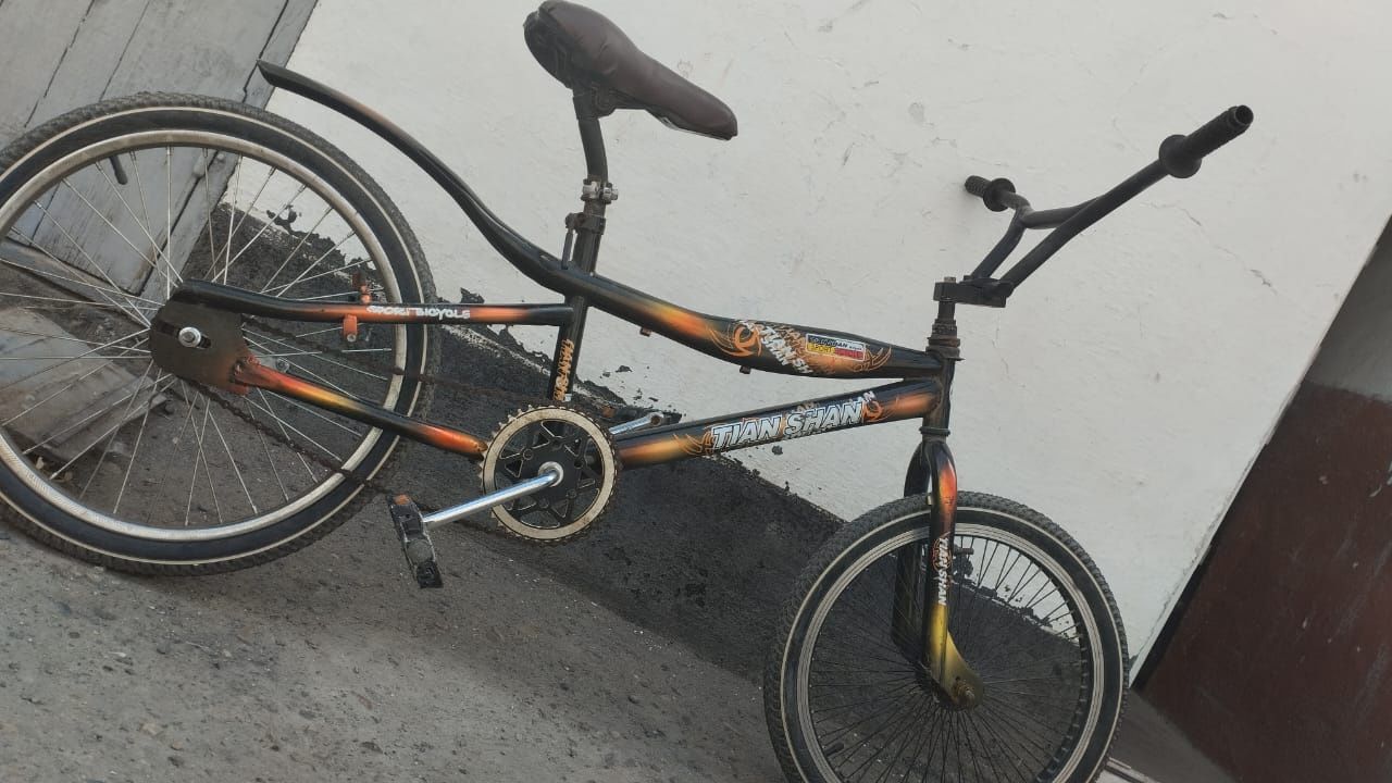 Велосипед bmx продаю