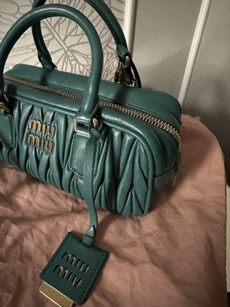 Miu Miu Arcadie matelassé nappa leather bag ОРИГИНАЛ