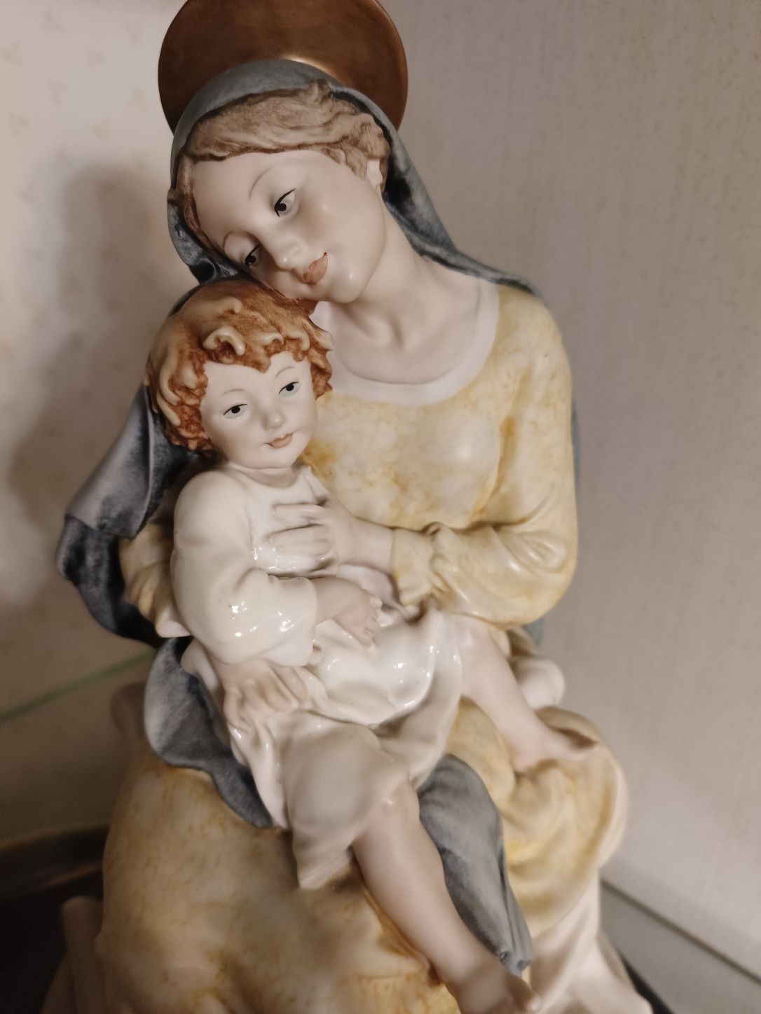 Коллекционная статуэтка Дева Мария с Иисусом. Бренд Florence. Италия