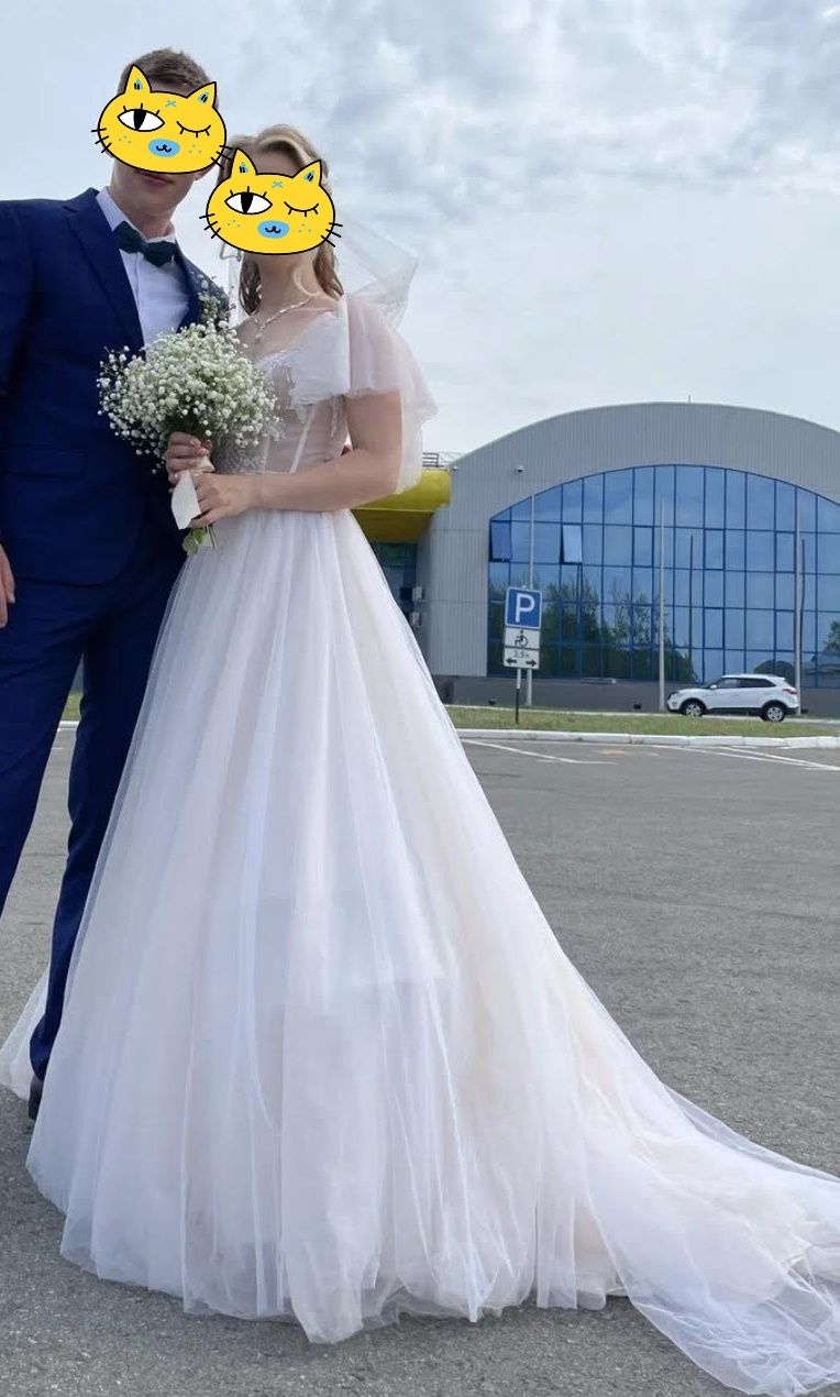 Свадебное платье красивое ,модное .