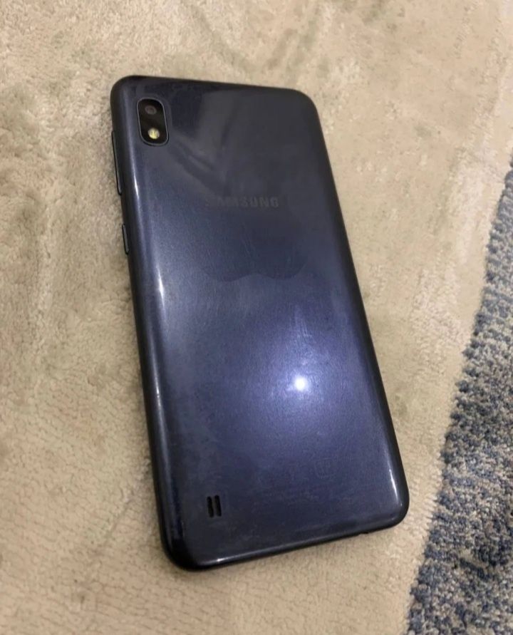 Samsung galaxy A10