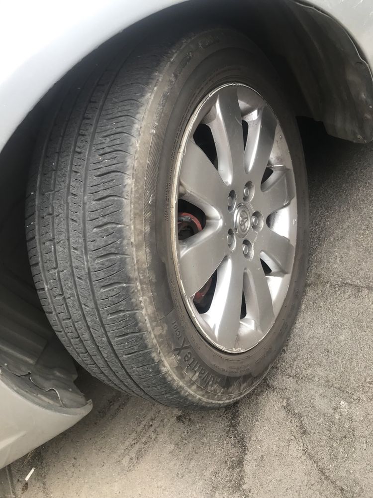 Диски в комплекте  Тойота авалон 30