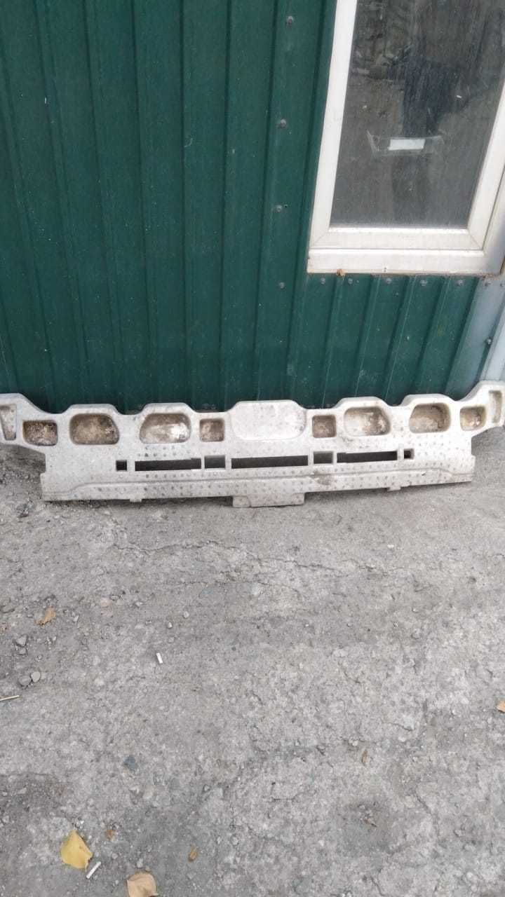 Продам бампера разные