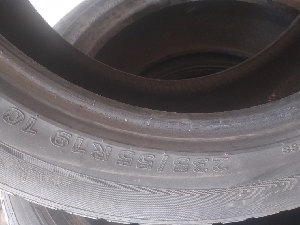 Шины  235/55 R19